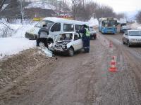 В Притобольном районе в аварии пострадали два человека