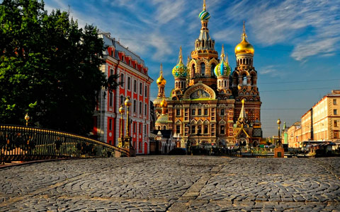 Санкт-Петербург на летних каникулах