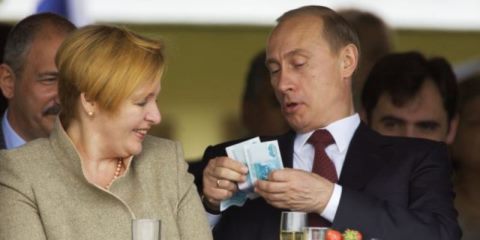 Кремль и Белый дом рассказали о доходах 