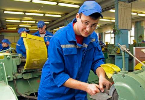 Правительство Курганской области поддерживает занятость подростков