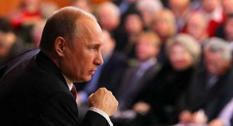 Путин решил «вымести» из учебника истории «идеологический мусор»